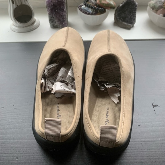 Easy Spirit Slip One Shoes Women - Picture 4 of 10